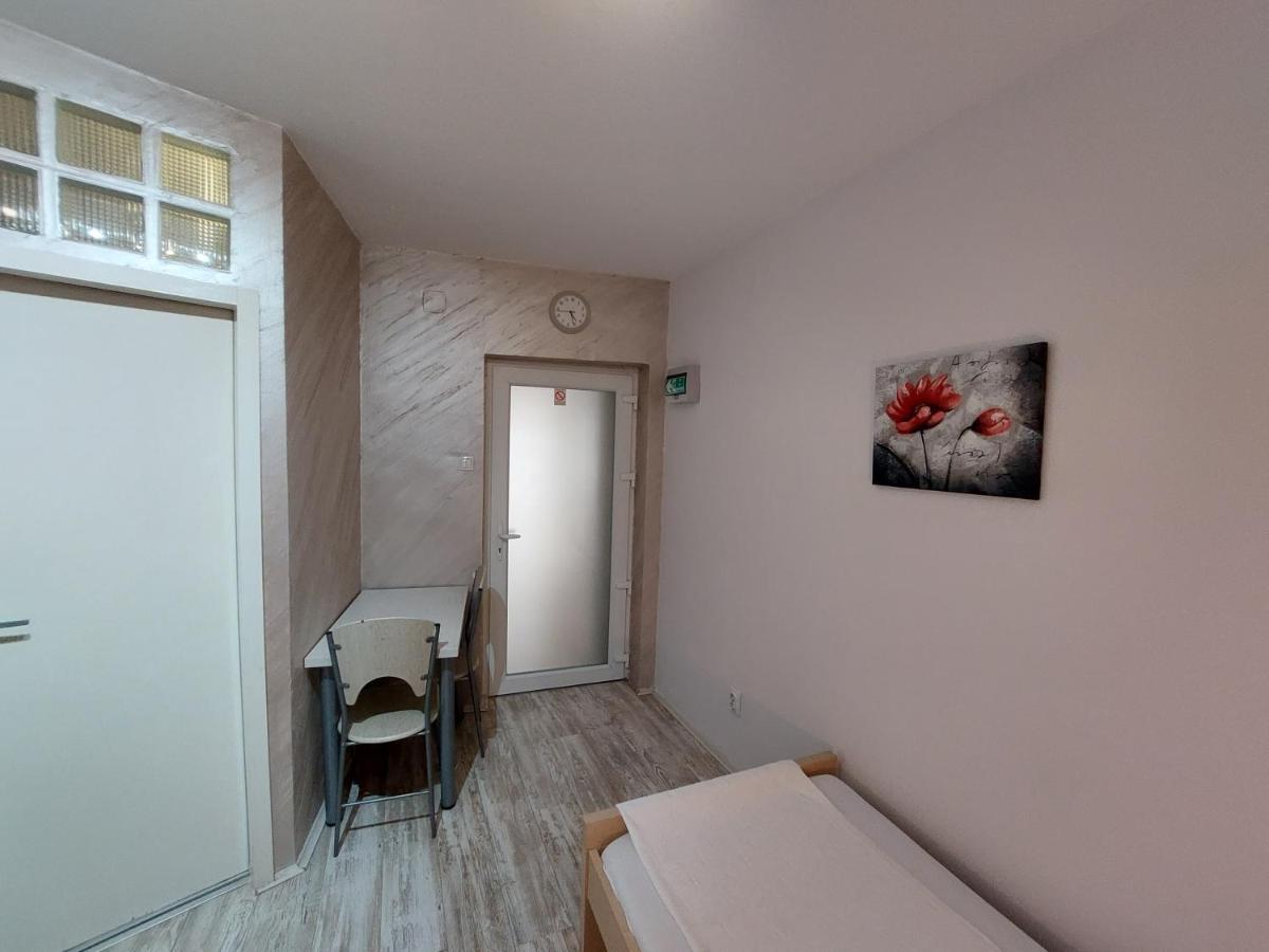 Apartments Sofija Nis Exterior foto