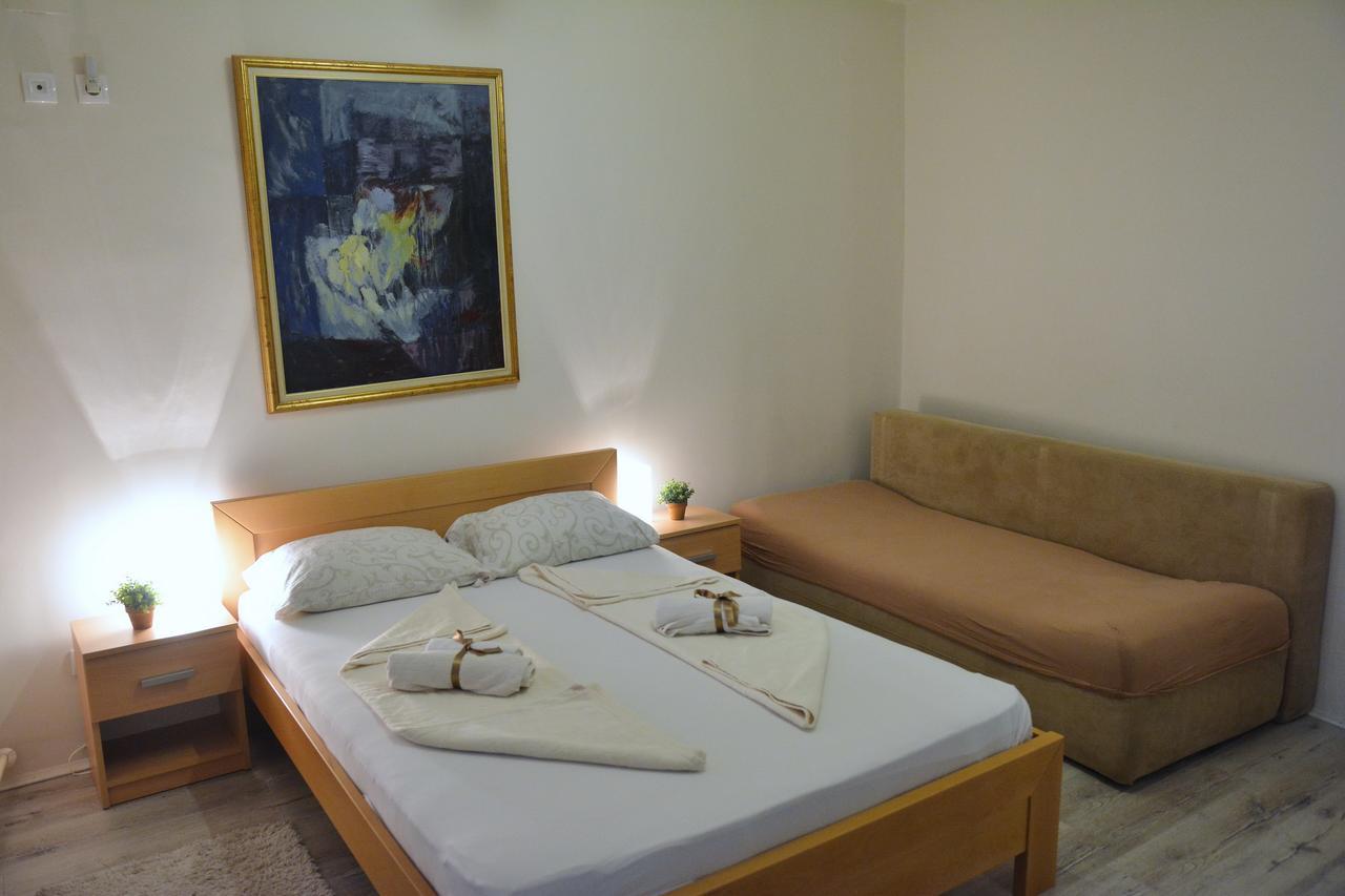 Apartments Sofija Nis Exterior foto